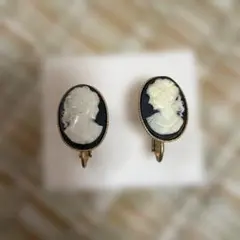 カメオ　クラシック　イヤリング