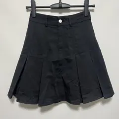 ★ レイカズン プリーツスカート ブラック　ミニ丈　無地 F タグ付きのサムネイル