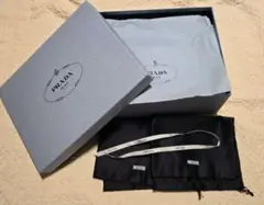 PRADA ギフト ボックス プラダ 青 ブルー