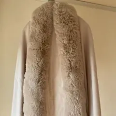 フェイクファー付きベージュショール