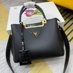 PRADA ショルダーバッグ ブラック