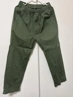 即日発送　ユニクロ メンズ カーキ チノパン