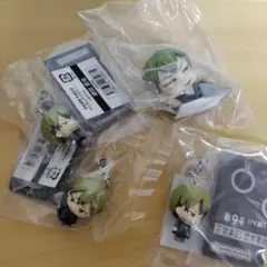 緑髪キャラクター キーチェーンフィギュア 4個セット