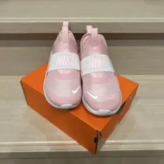 Nike キッズシューズ ピンク スリッポン
