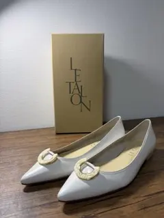 新品　LE TALON ポインテッドマーブルモチーフフラット　ナチュラル　22㎝ 新品 LE TALON ポインテッドマーブルモチーフフラット ナチュラル 22