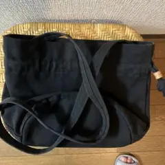 TOMATOTAMOT トマトタモット / キャンバス 巾着バッグ ブラックのサムネイル