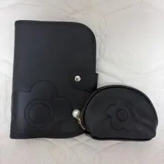 マリークワント　ポーチ　ブラック