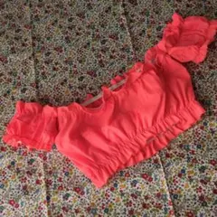 オフショルダートップス