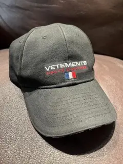 VETEMENTS ブラック ベースボールキャップのサムネイル