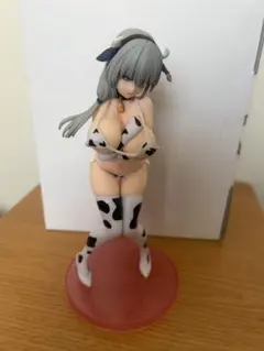 てんむす様専用　 宇崎 月 牛柄ビキニ　ペイント有り