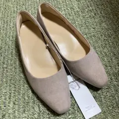 新品☆GU スエードタッチ パンプス ベージュのサムネイル