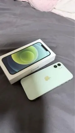 Apple iPhone 12 本体 グリーンのサムネイル