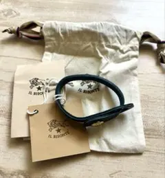 ☆新品未使用☆IL BISONTE レザーブレスレット　ネイビーのサムネイル