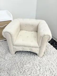 キッズ用ソファ(クリーム色 ボタン留め アームチェア)