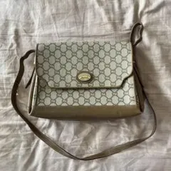 週末値下 ビンテージ GUCCI Plus ショルダーバッグ - メルカリ