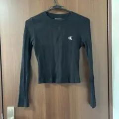 Calvin Klein JeansロゴリブロングスリーブベビーTシャツ