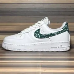 Nike Air Force 1 ホワイト ペイズリー 23.5 エアフォース1 NIKE - 【新品】23.5cm NIKE エアフォース1ロー 