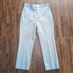 テーパードパンツ　UNIQLO