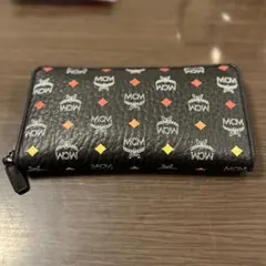 MCM　長財布　ヴィセトス　ロゴ　ラウンドファスナー　マルチカラー MCM 長財布 ヴィセトス ロゴ ラウンドファスナー マルチカラー - メルカリ
