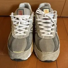 ニューバランス　M990VS4