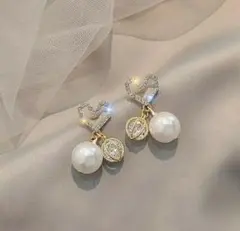 ダイヤのハート&パール・ピアス