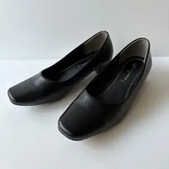 【極美品】ロメオバレンティノ スクエアトゥパンプス 3E 黒 ブラック 24㎝のサムネイル