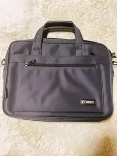 YA&JE グレー ビジネスバッグ　A4ノートパソコン入ります。