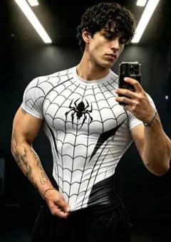 スパイダーマン柄 コンプレッションウェア 半袖 トレーニング　白