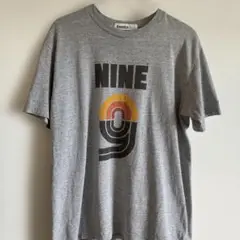 Laundry Tシャツ NINE 9のグラフィックデザイン