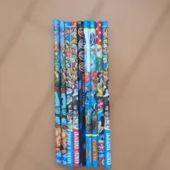 キャラクター柄鉛筆8本セット