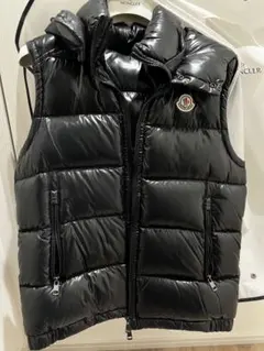 美品 MONCLER モンクレール ダウンベスト ブラック ワッペンロゴ 正規品