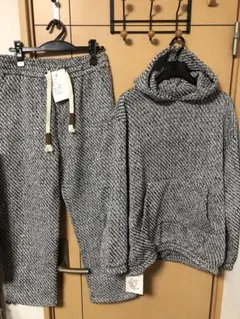 ツイード調セットアップ（プルオーバーパーカーとパンツ）XL