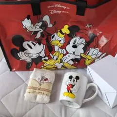 【新品★】　Disney ミッキーマウス マグカップ　ハンドタオル　バック