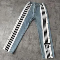 adidas デニムパンツ サイドスナップボタンのサムネイル