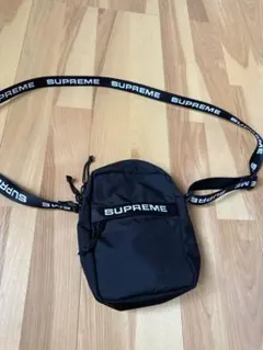 Supreme ボディバッグ ウエストポーチ ブラック - メルカリ