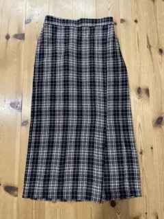 GU 黒と白のチェック柄　ロングスカート　Mサイズ