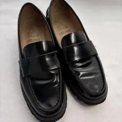 【美品】ARTESANOS アルテサノス ブラックレザー ローファーのサムネイル