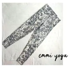 専用となりました【訳あり】 emmi yoga エミヨガ フラワーレギンス