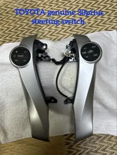 TOYOTA genuine 30prius steering switch.のサムネイル