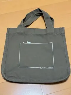 Item thumbnail for item cca86d12-e81c-43a9-aecd-d634d93f5489