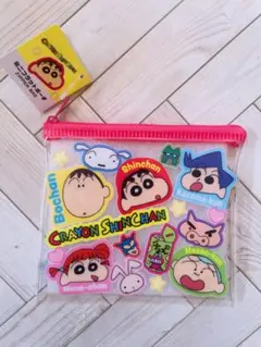 DAISO クレヨンしんちゃん ミニフラットポーチ