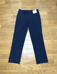 【新品未使用】2024 UNIQLO 感動パンツライト