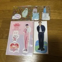 straykids リノ　LEEKNOW アクスタ　skzoo Leebit