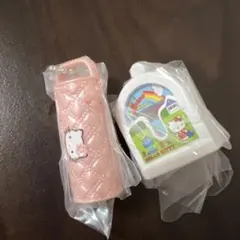 サンリオ　レトロミニチュアチャーム　キティ　２個セット　ガチャ　カプセルトイ