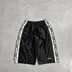 90s FUBU バギーショーツ B系 B-boy 古着 膝下 バスパン 黒のサムネイル