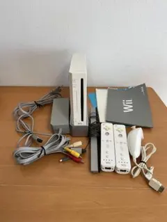【Wii】本体＋リモコン、付属品セット