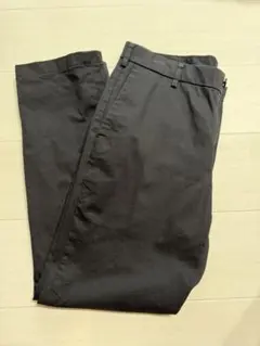 UNIQLO スリムフィットチノ　79cm ・丈72cm 黒