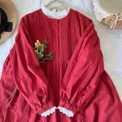 新品★サマンサモスモス★コットンリネン＊レッド⁂胸元ピンタックふんわりワンピース