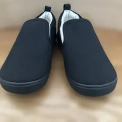 BREEZE 黒のスリッポン（未使用タグ付き）18cm