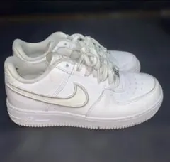 NIKE AIR FORCE 1 07 LV8 ホワイト WMNS 25 24